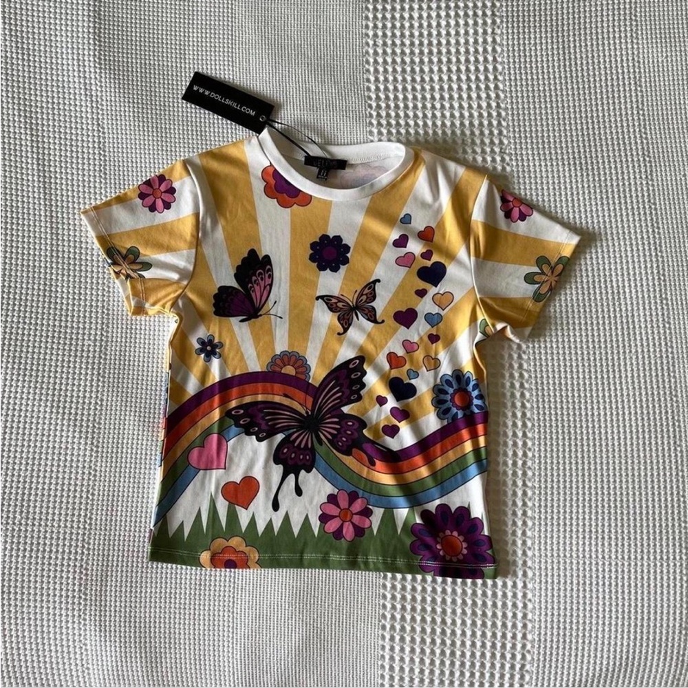 NWT - Dolls Kill - ‘Beautiful Day Graphic Tee’ - Medium